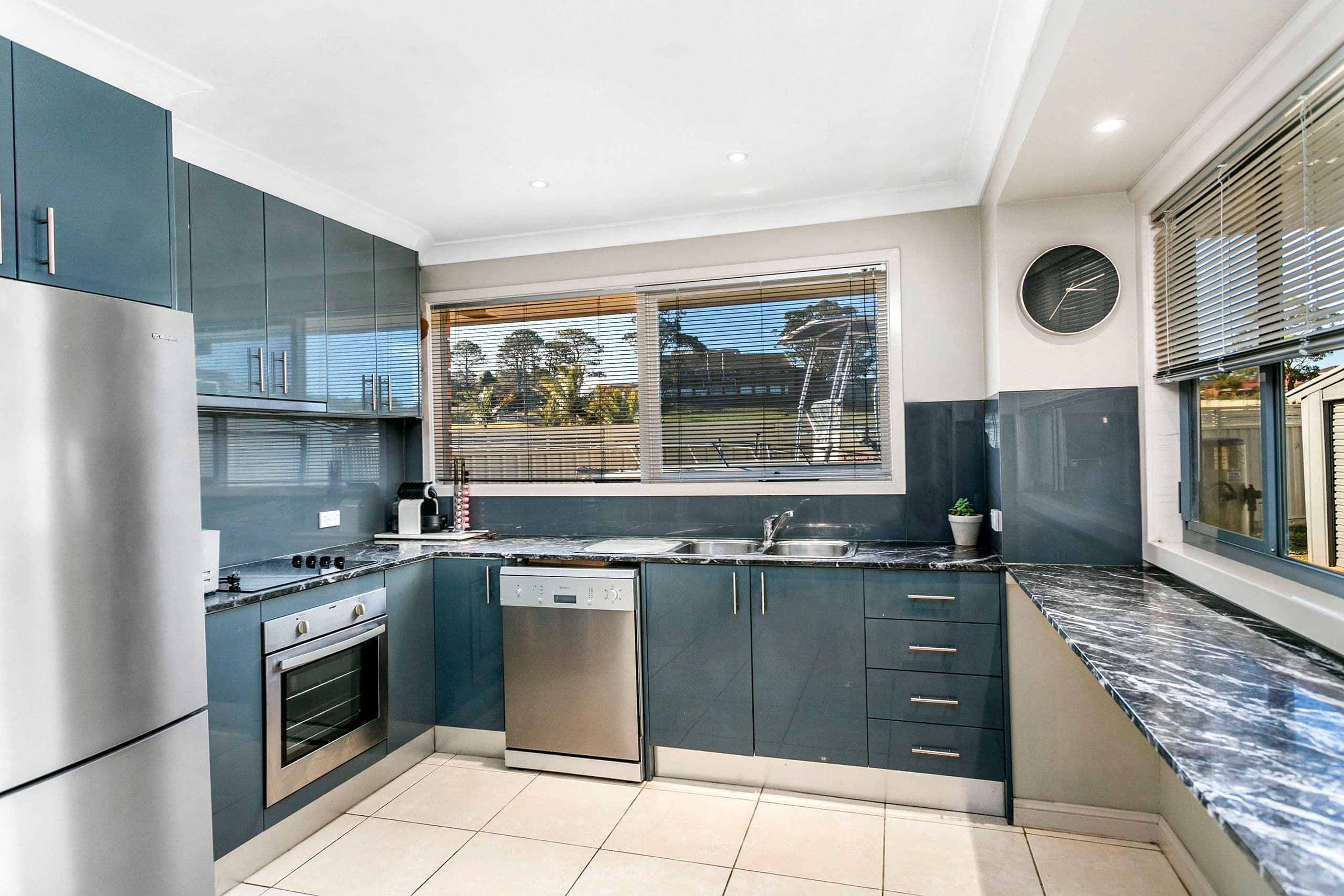 27 Birra Drive, Oak Flats - Thumbnail 3