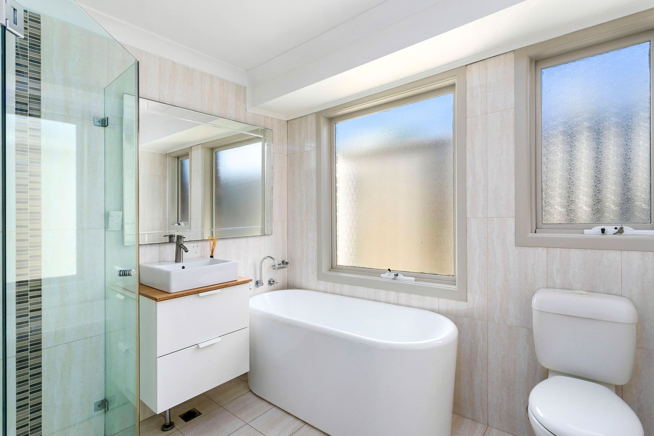 27 Birra Drive, Oak Flats - Thumbnail 6