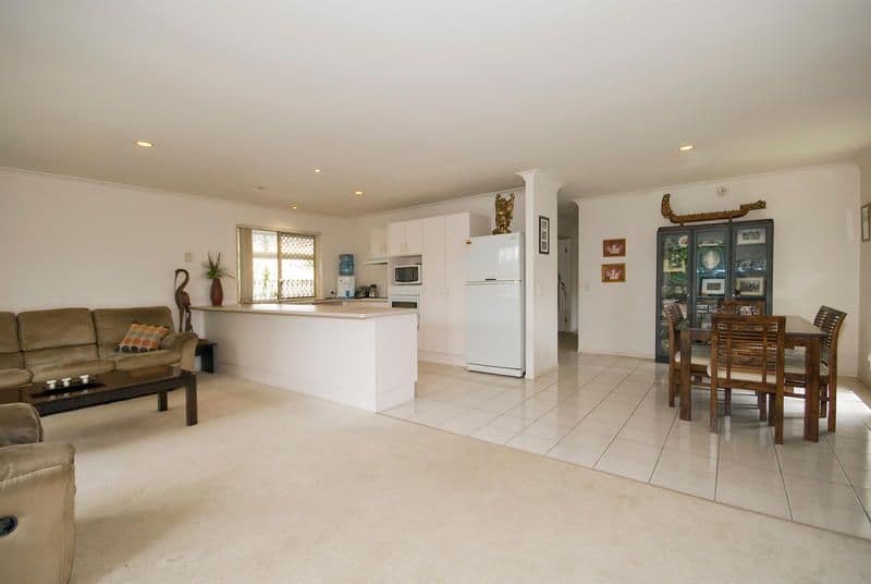 18 Murphy Street, CALAMVALE QLD 4116, Calamvale - Thumbnail 2
