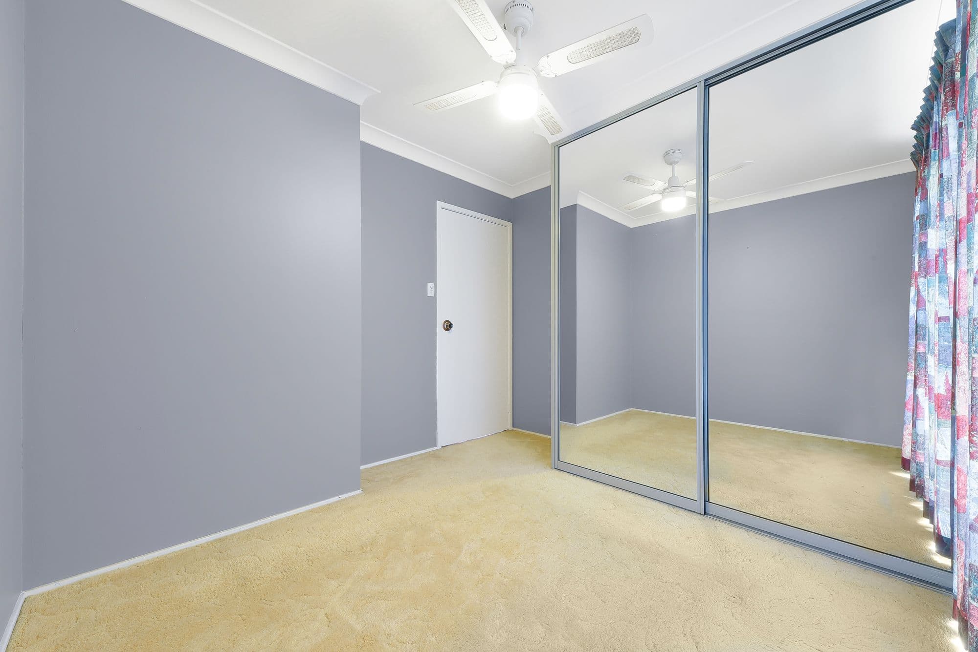 13 Dalkeith Place, St Helens Park - Thumbnail 6