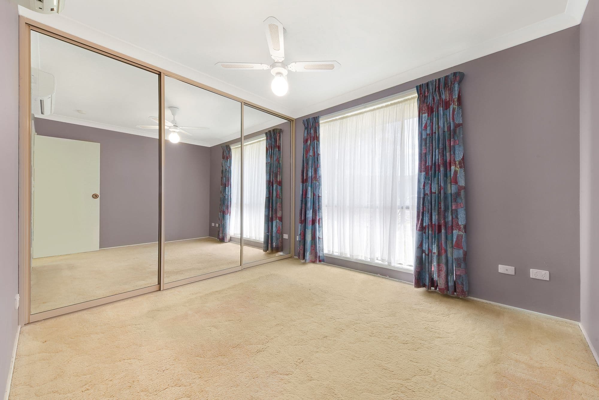13 Dalkeith Place, St Helens Park - Thumbnail 8
