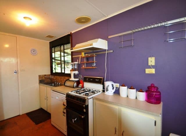 10 Smith Street, SEYMOUR VIC 3660, Seymour - Thumbnail 5