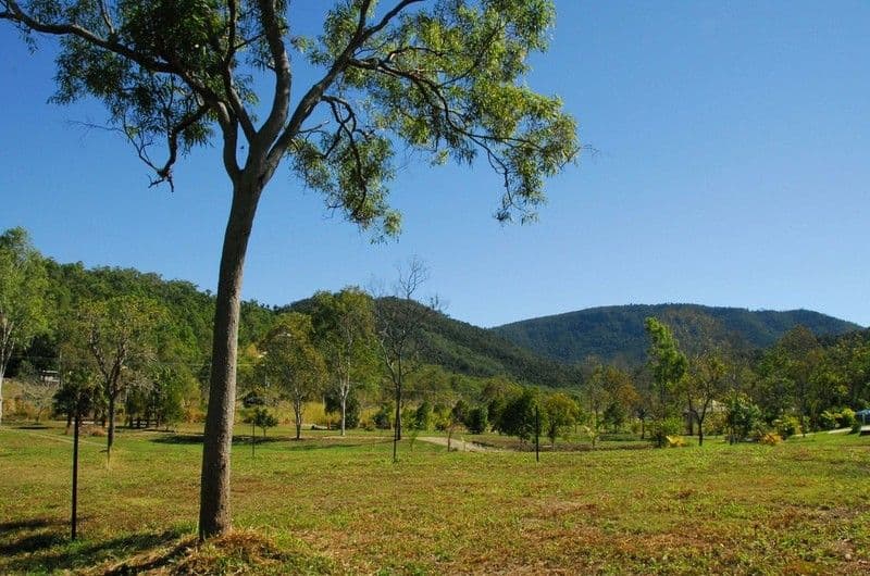 Lot 2 Paluma Road, CANNONVALE QLD 4802, Cannonvale - Image 1