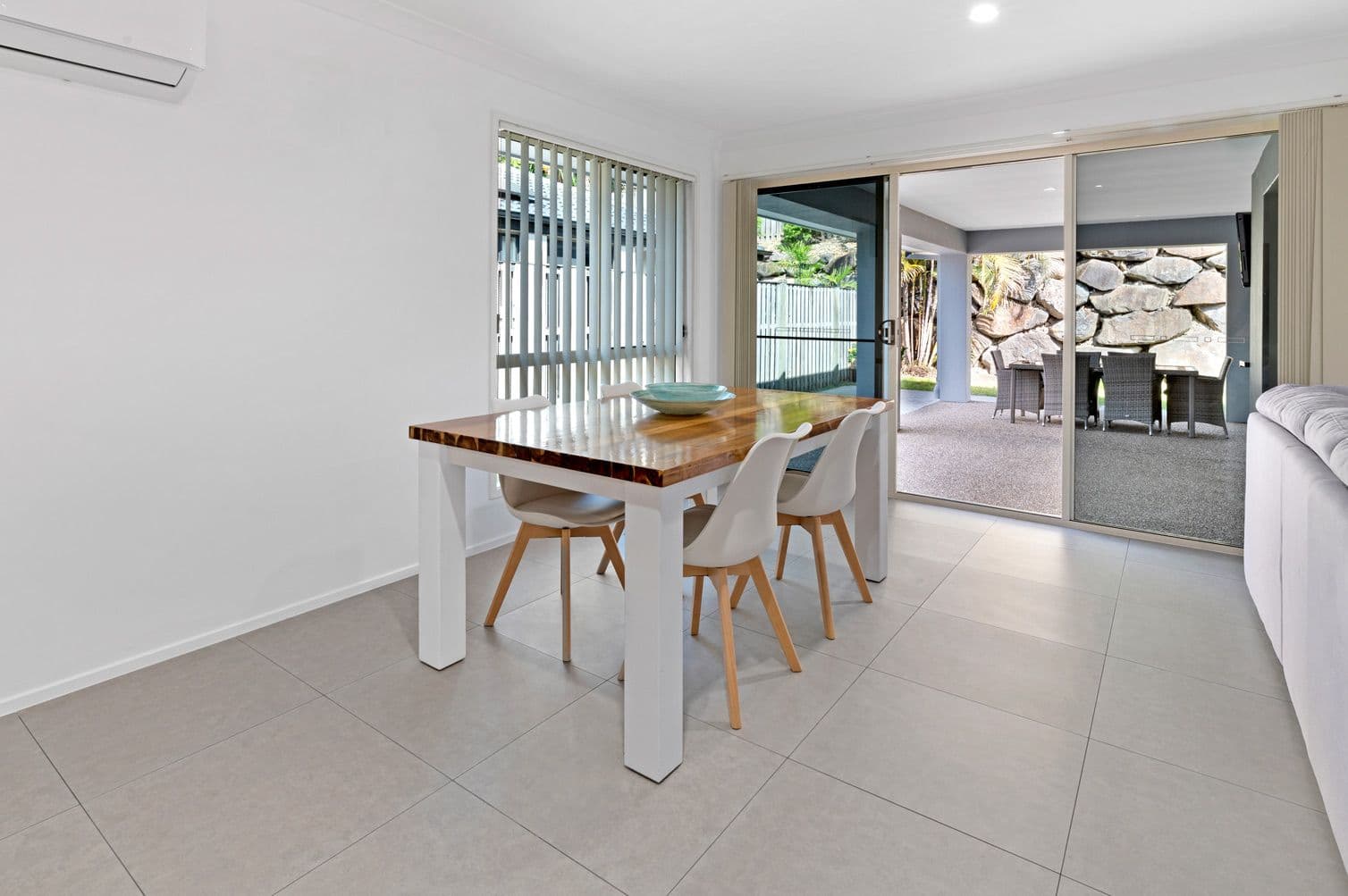 8 Bonner Court, Pacific Pines QLD 4211, Pacific Pines - Thumbnail 5
