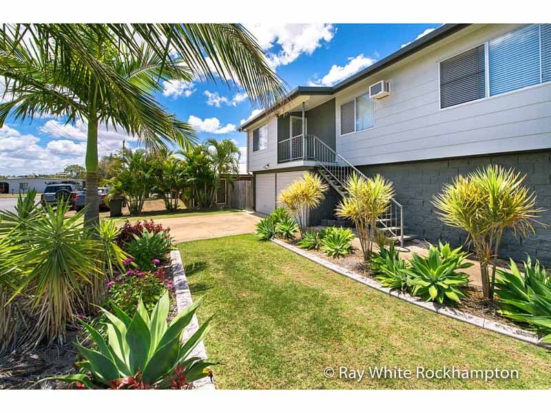 8A Parkwood Grove Mitchell Park 5043, Mitchell Park - Image 1