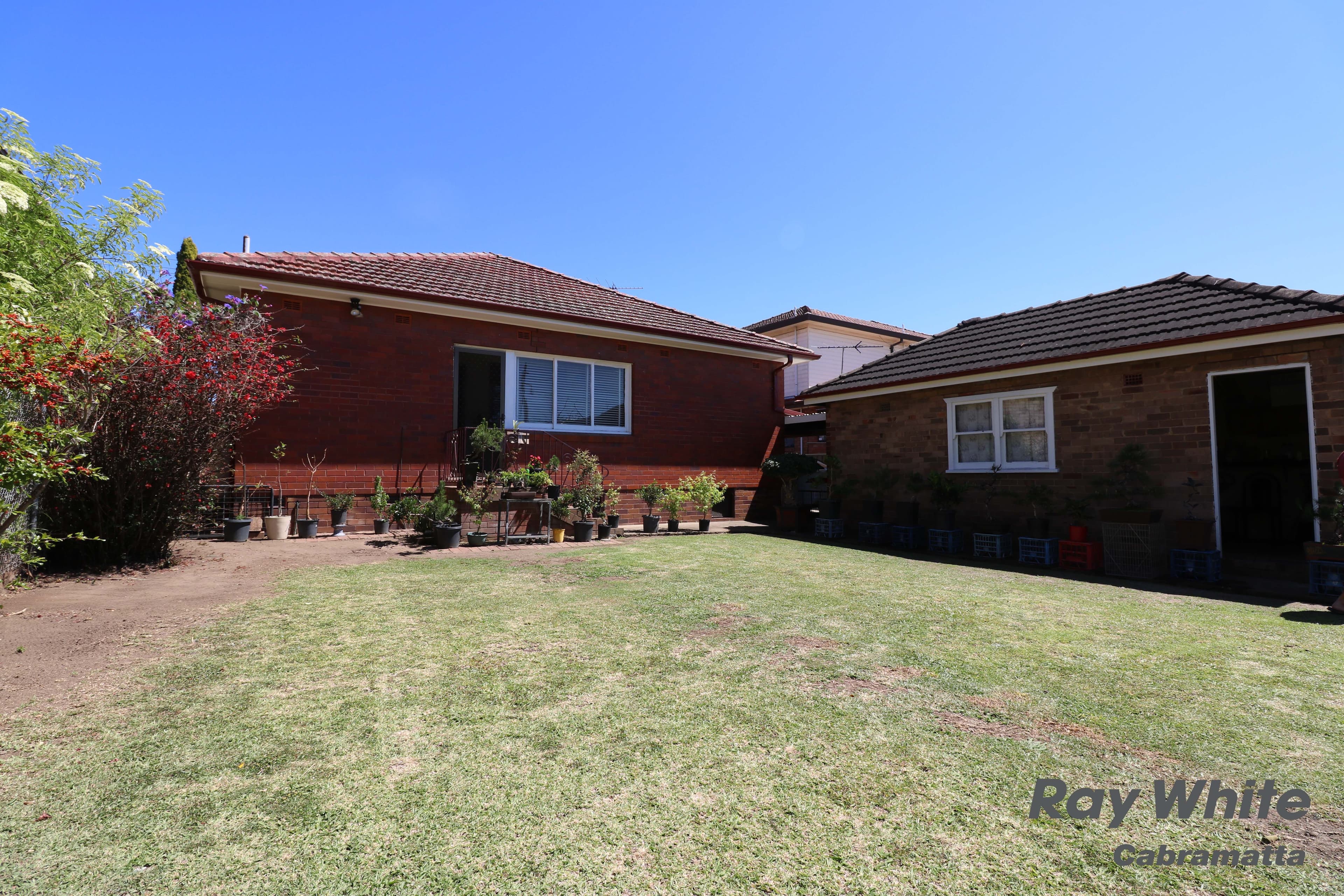 8 Lasa Street, Cabramatta - Thumbnail 5