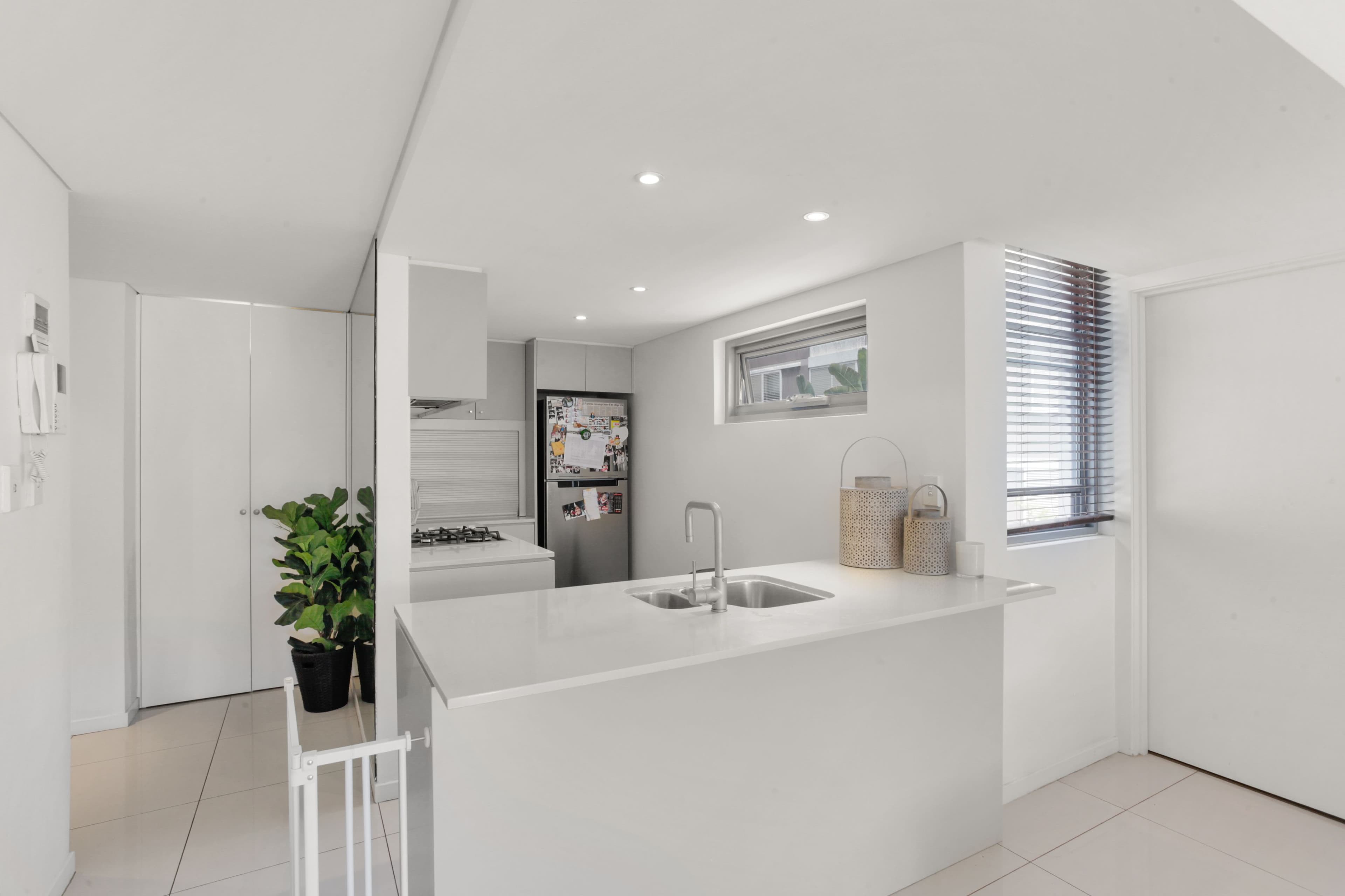 8 Jaques Avenue, Bondi Beach NSW 2026, Bondi Beach - Thumbnail 3