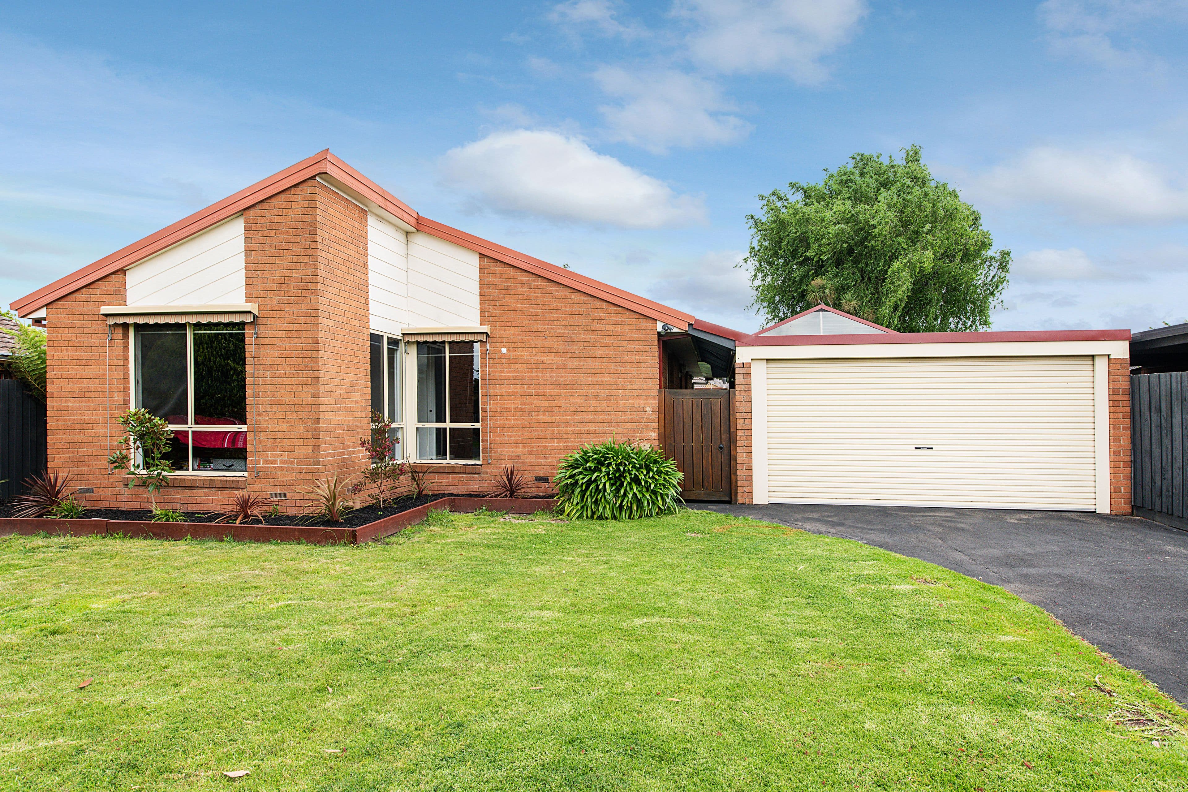 7 Trefoil Street, Ferntree Gully VIC 3156, Ferntree Gully - Thumbnail 2