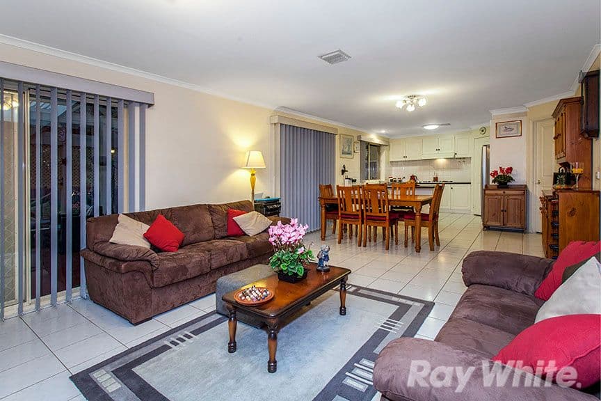 4 Lyall Court, Dandenong North VIC 3175, Dandenong North - Thumbnail 3
