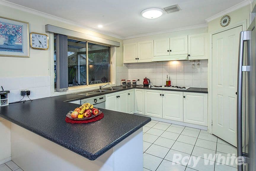 4 Lyall Court, Dandenong North VIC 3175, Dandenong North - Thumbnail 5