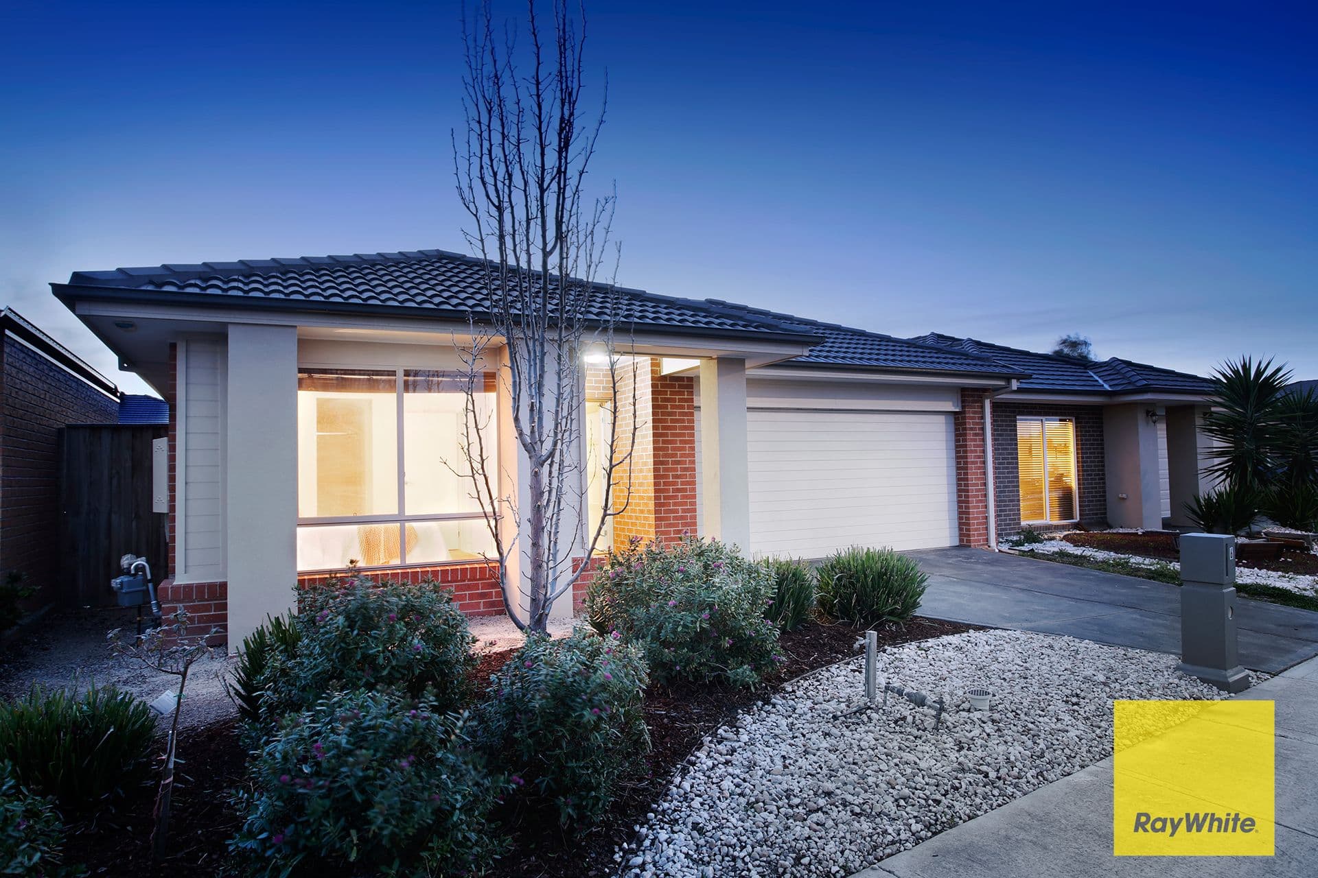 6 Airfield Grove, Point Cook VIC 3030, Point Cook - Thumbnail 3