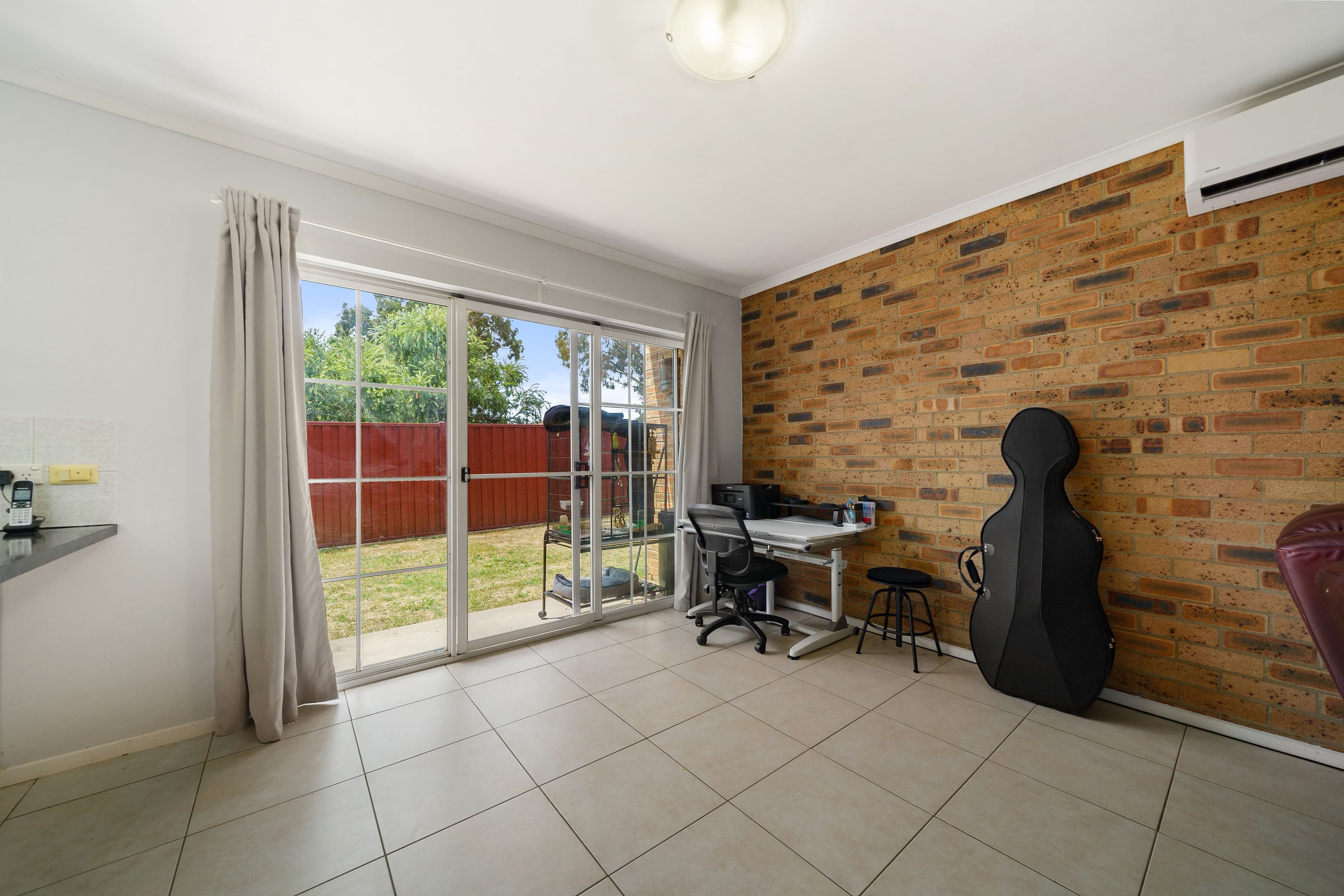9-15 Torpy Place, Jerrabomberra NSW 2619, Jerrabomberra - Thumbnail 4