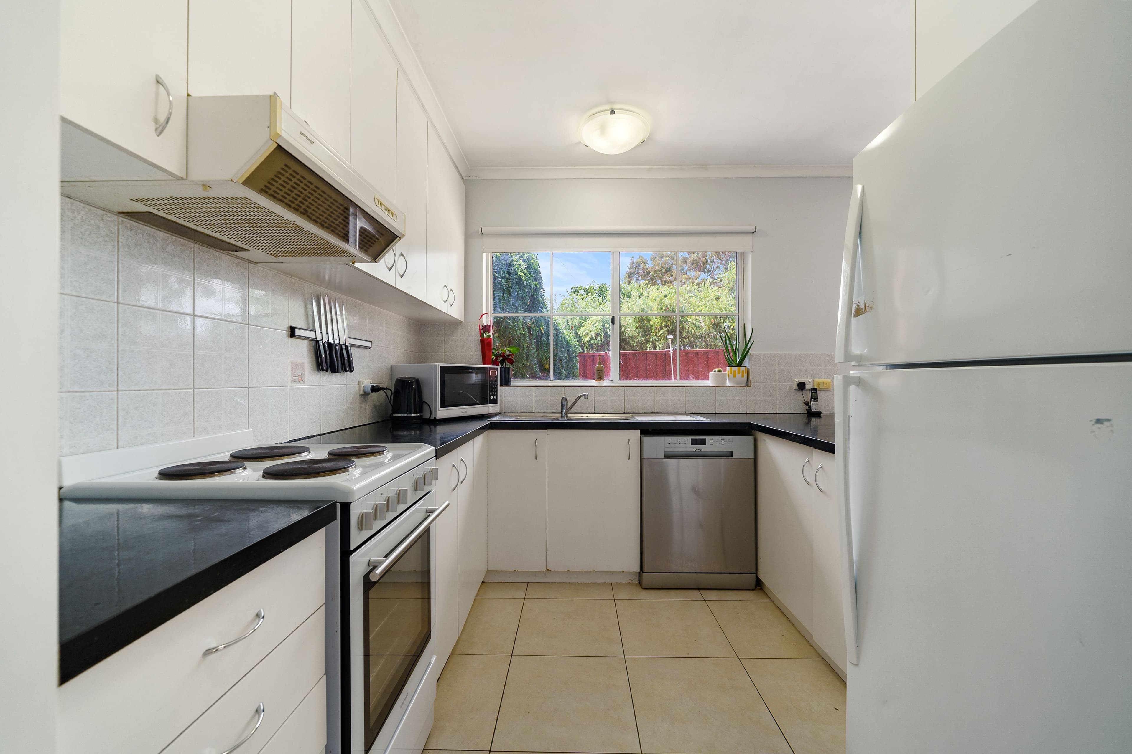 9-15 Torpy Place, Jerrabomberra NSW 2619, Jerrabomberra - Thumbnail 6