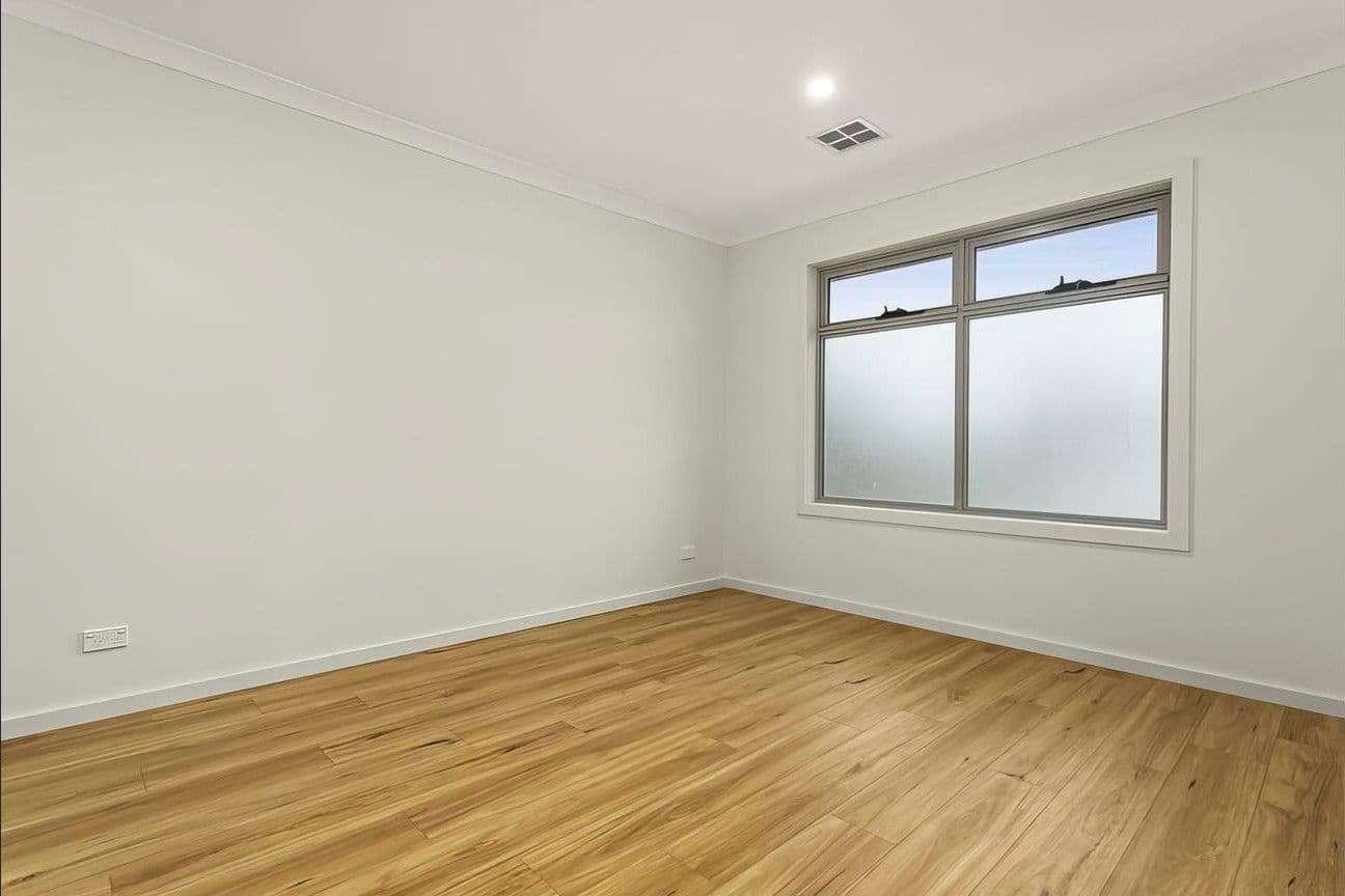5B Manor Street, Werribee VIC 3030, Werribee - Thumbnail 7