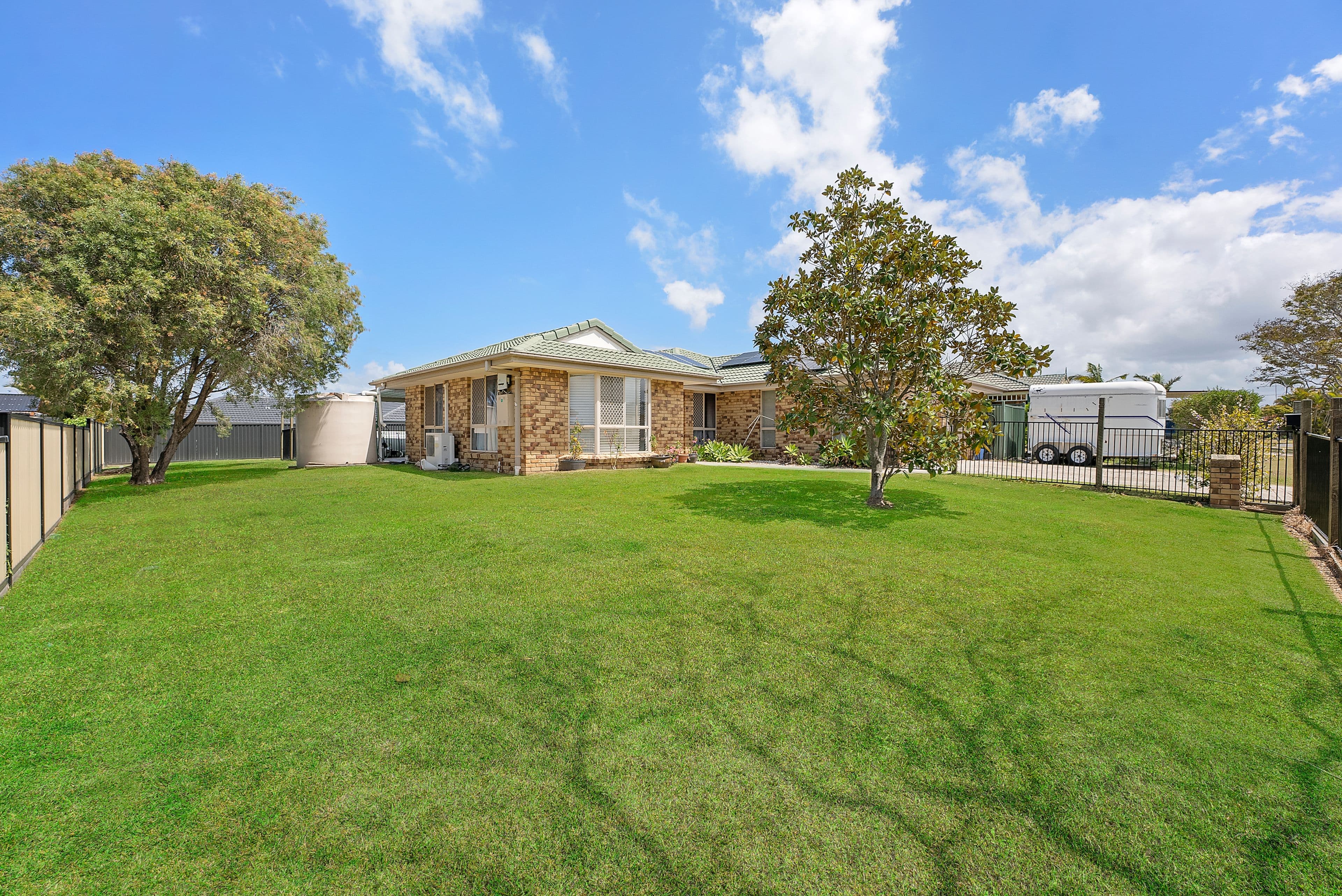 6 Pauline Court, Deception Bay QLD 4508, Deception Bay - Thumbnail 2