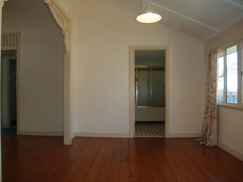 55 Sherriff Street, HERMIT PARK QLD 4812, Hermit Park - Thumbnail 3