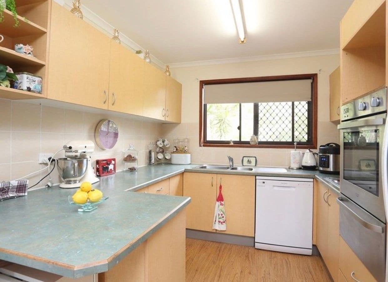 15 Thornhill Street, Springwood QLD 4127, Springwood - Thumbnail 4