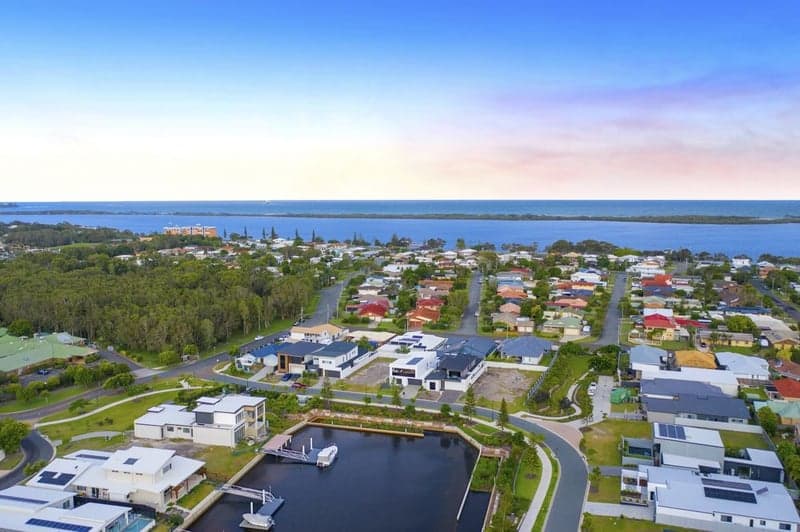 9 Marina View Drive, Pelican Waters - Thumbnail 4