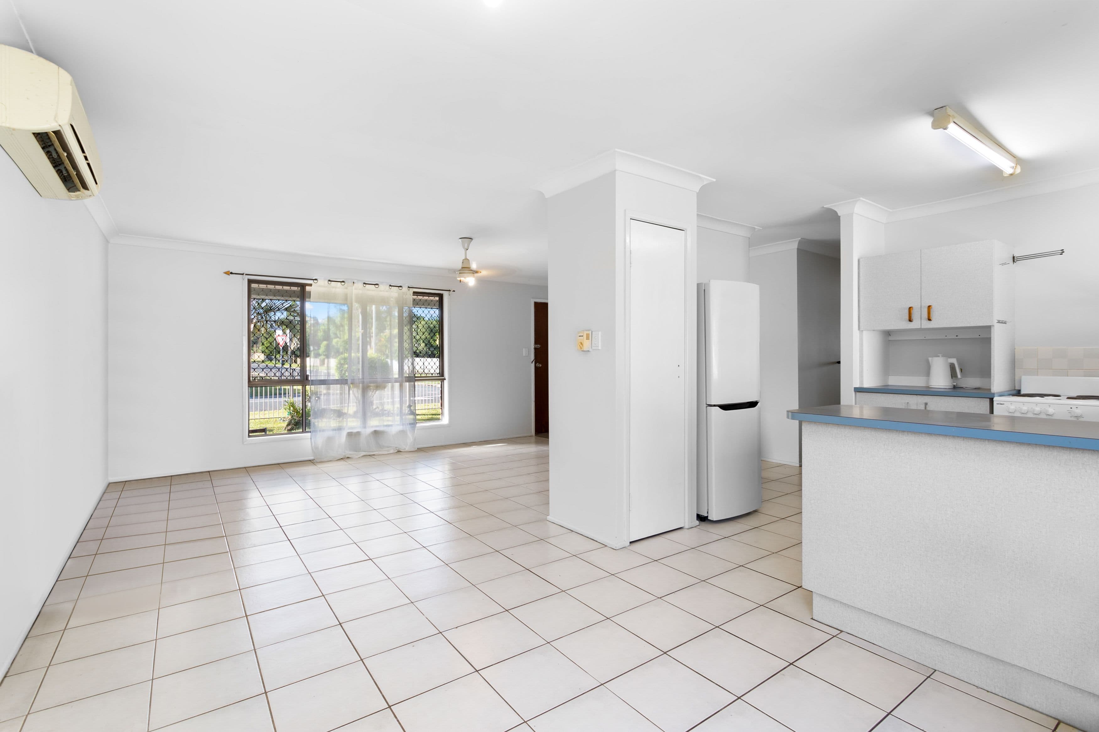 73 Leonie Street, Deception Bay QLD 4508, Deception Bay - Thumbnail 2