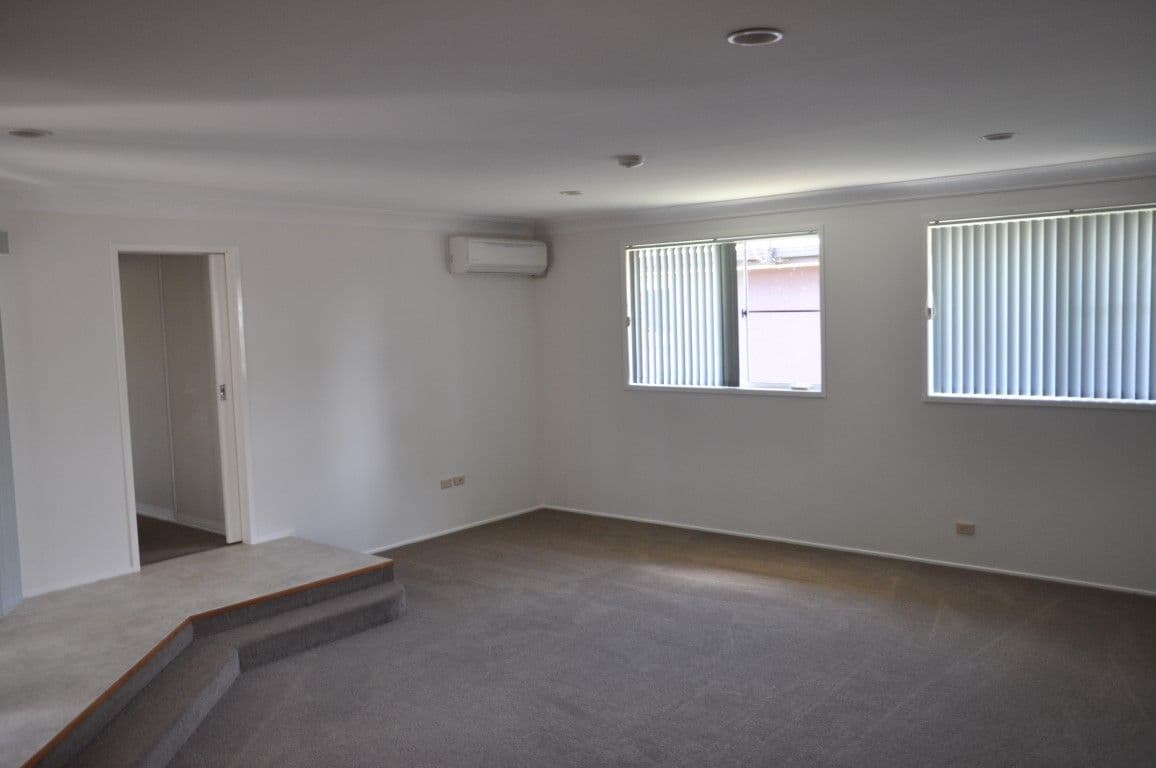 12 Hazzard Street, Centenary Heights QLD 4350, Centenary Heights - Thumbnail 2