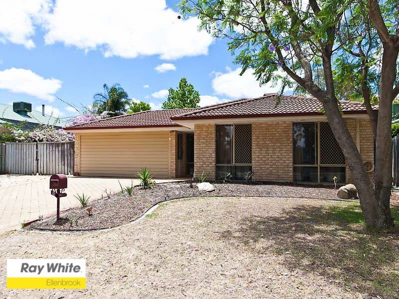 8 Starbush Crescent, Ellenbrook WA 6069, Ellenbrook - Thumbnail 2