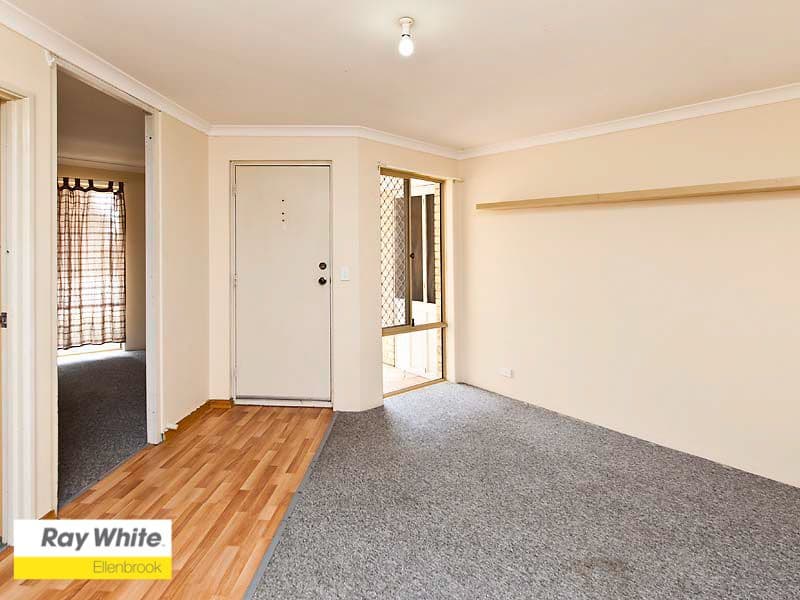 8 Starbush Crescent, Ellenbrook WA 6069, Ellenbrook - Thumbnail 3