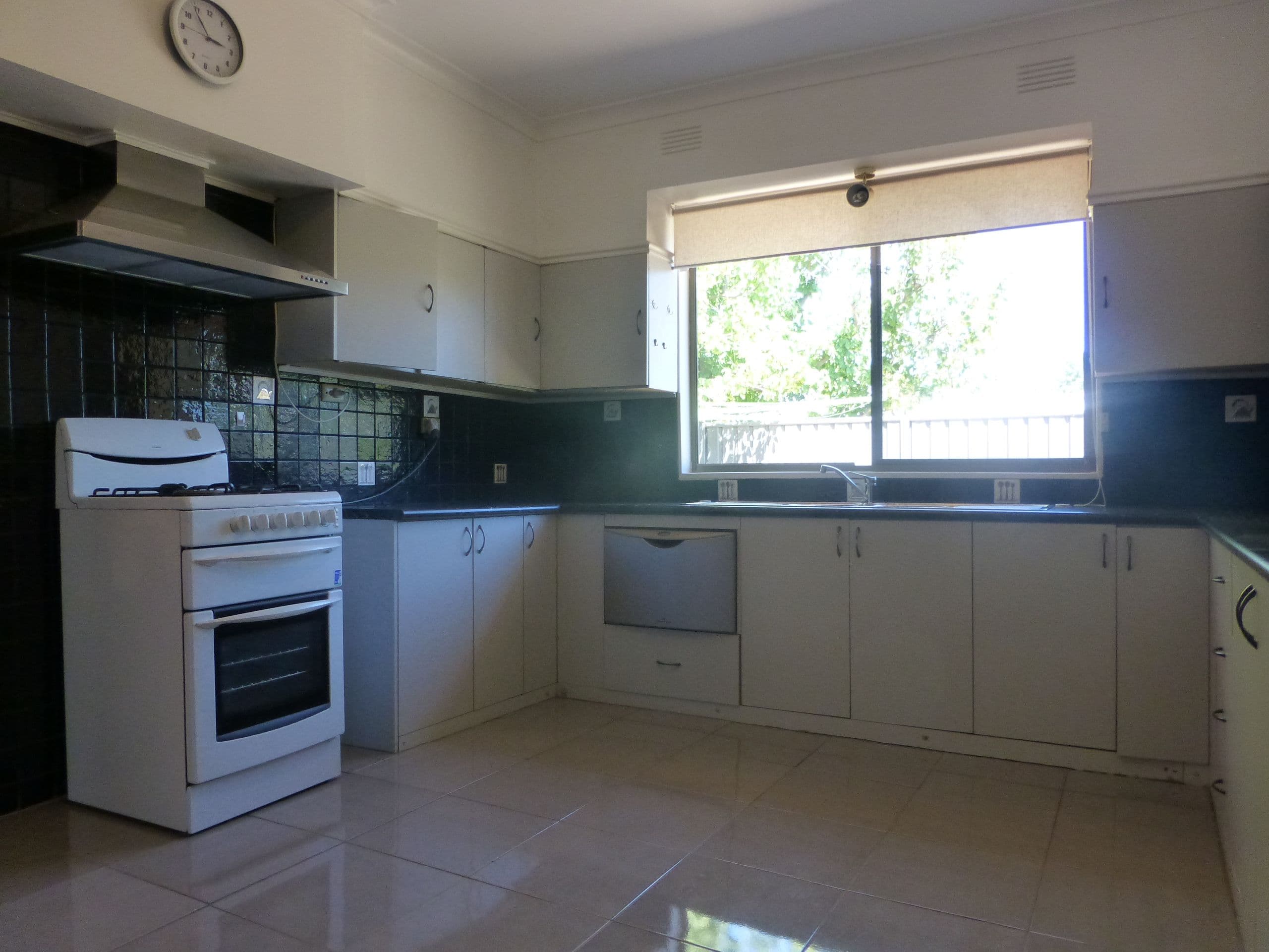 75 Leichardt Street, Echuca VIC 3564, Echuca - Thumbnail 2
