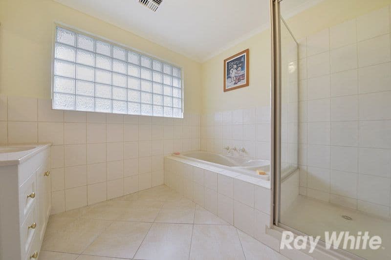 14 Roxanne Close, SCORESBY VIC 3179, Scoresby - Thumbnail 8
