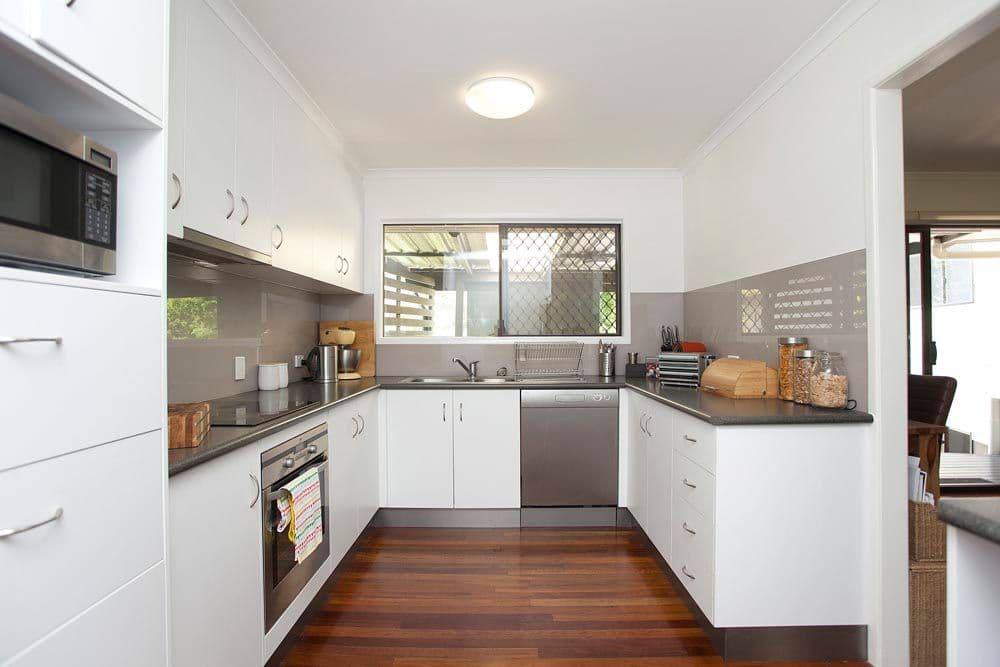 11 Warruga Street, THE GAP QLD 4061, The Gap - Thumbnail 4
