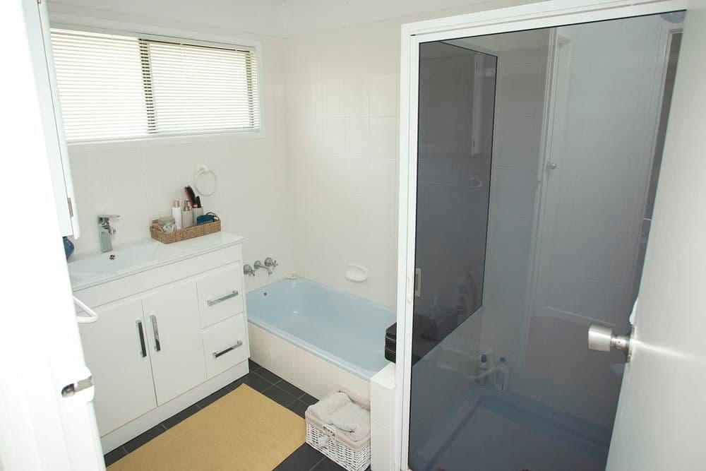 11 Warruga Street, THE GAP QLD 4061, The Gap - Thumbnail 5