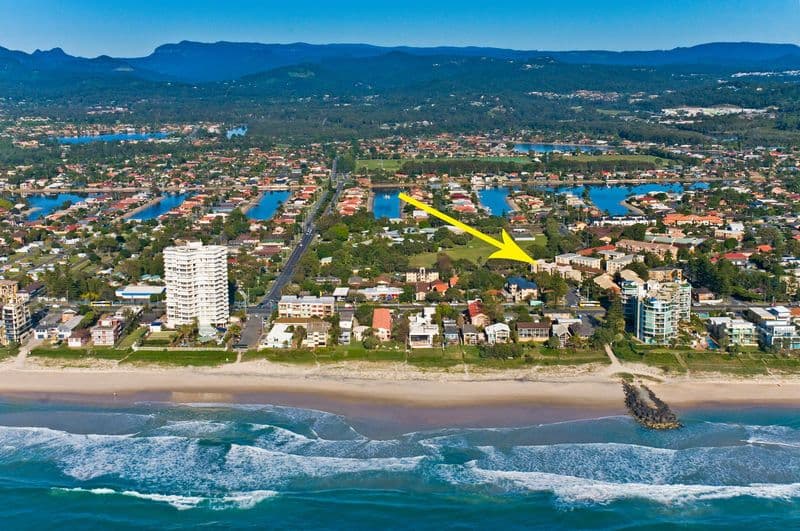 4 Mawarra Street, PALM BEACH QLD 4221, Palm Beach - Thumbnail 2