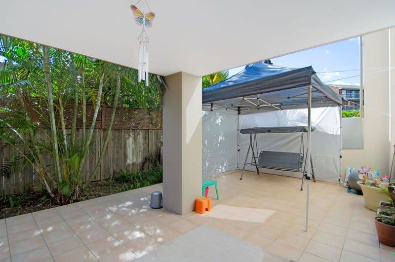 4 Mawarra Street, PALM BEACH QLD 4221, Palm Beach - Thumbnail 3