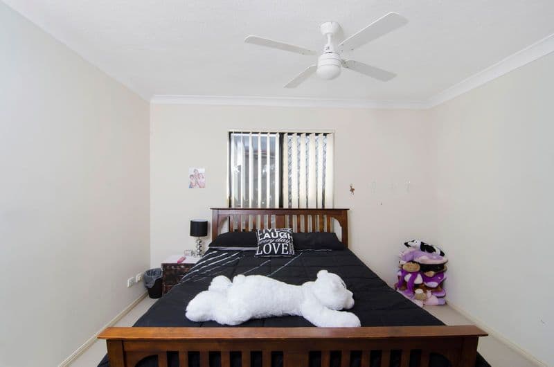 4 Mawarra Street, PALM BEACH QLD 4221, Palm Beach - Thumbnail 8