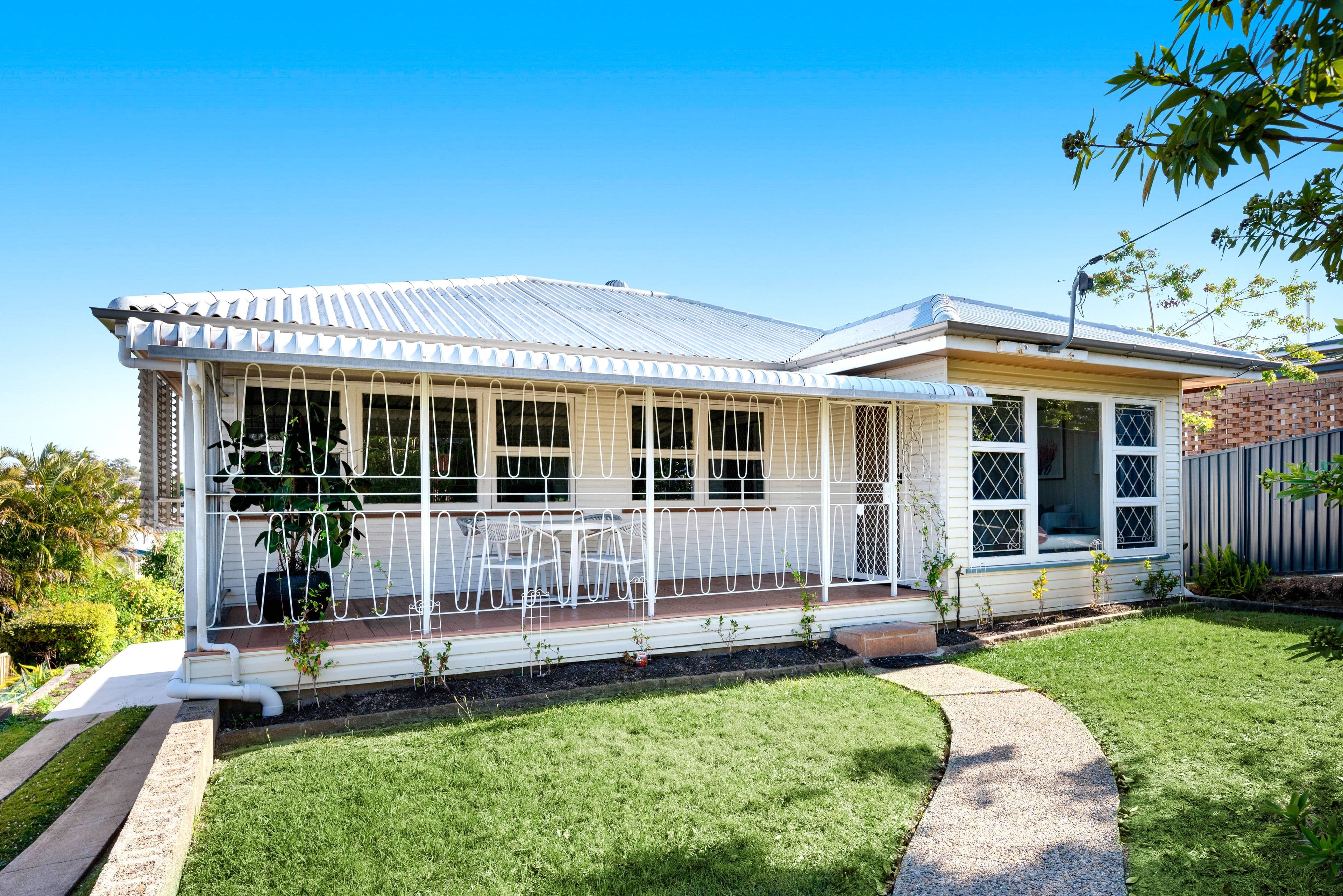 16 Eastbourne Street, Chermside West QLD 4032, Chermside West - Thumbnail 4
