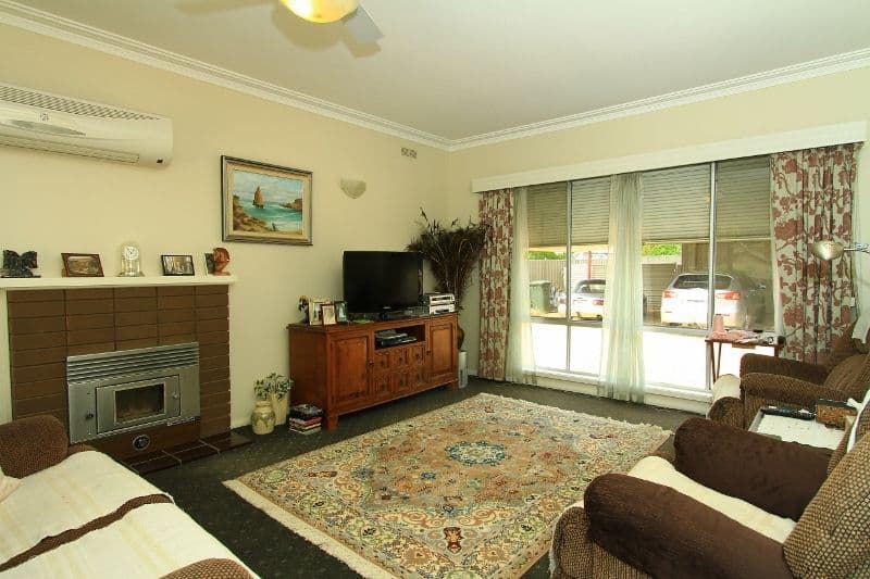 3 Playne Street, HEATHCOTE VIC 3523, Heathcote - Thumbnail 2