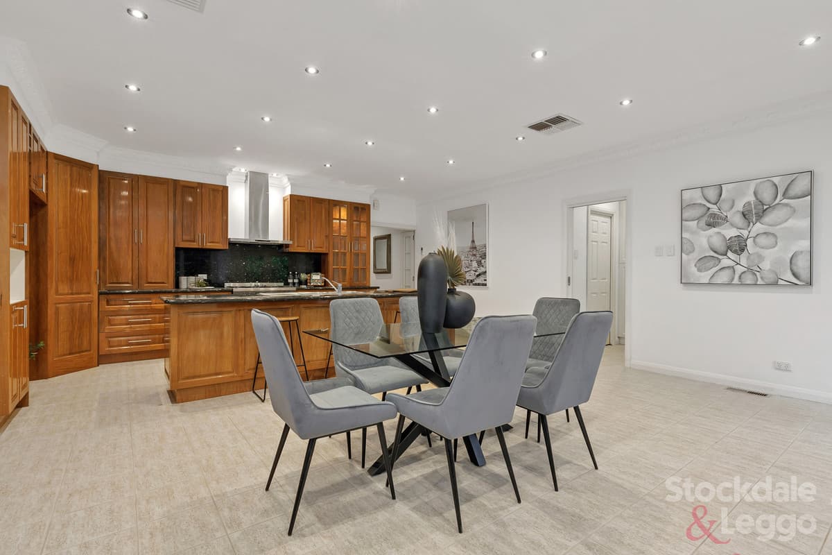 192 Hilton Street, GLENROY VIC 3046, Glenroy - Thumbnail 4
