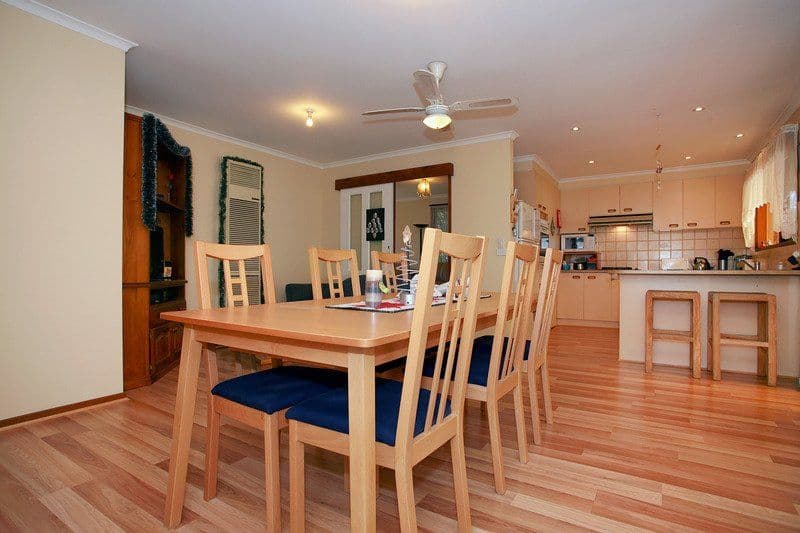 42 Huntington Drive, HAMPTON PARK VIC 3976, Hampton Park - Thumbnail 6