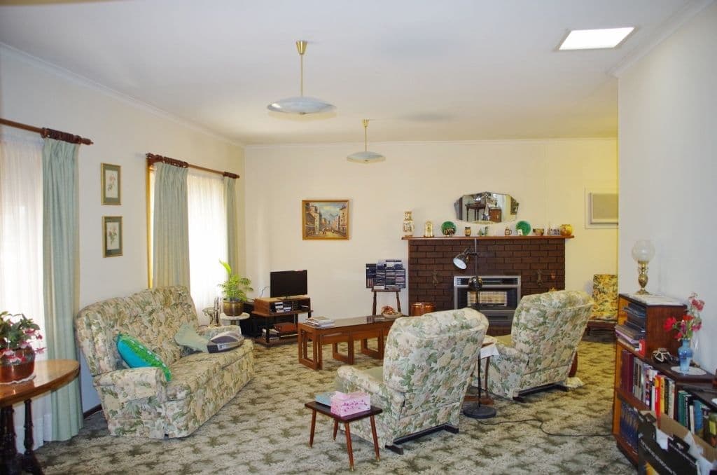 67 Tapio Street, Renmark SA 5341, Renmark - Thumbnail 2