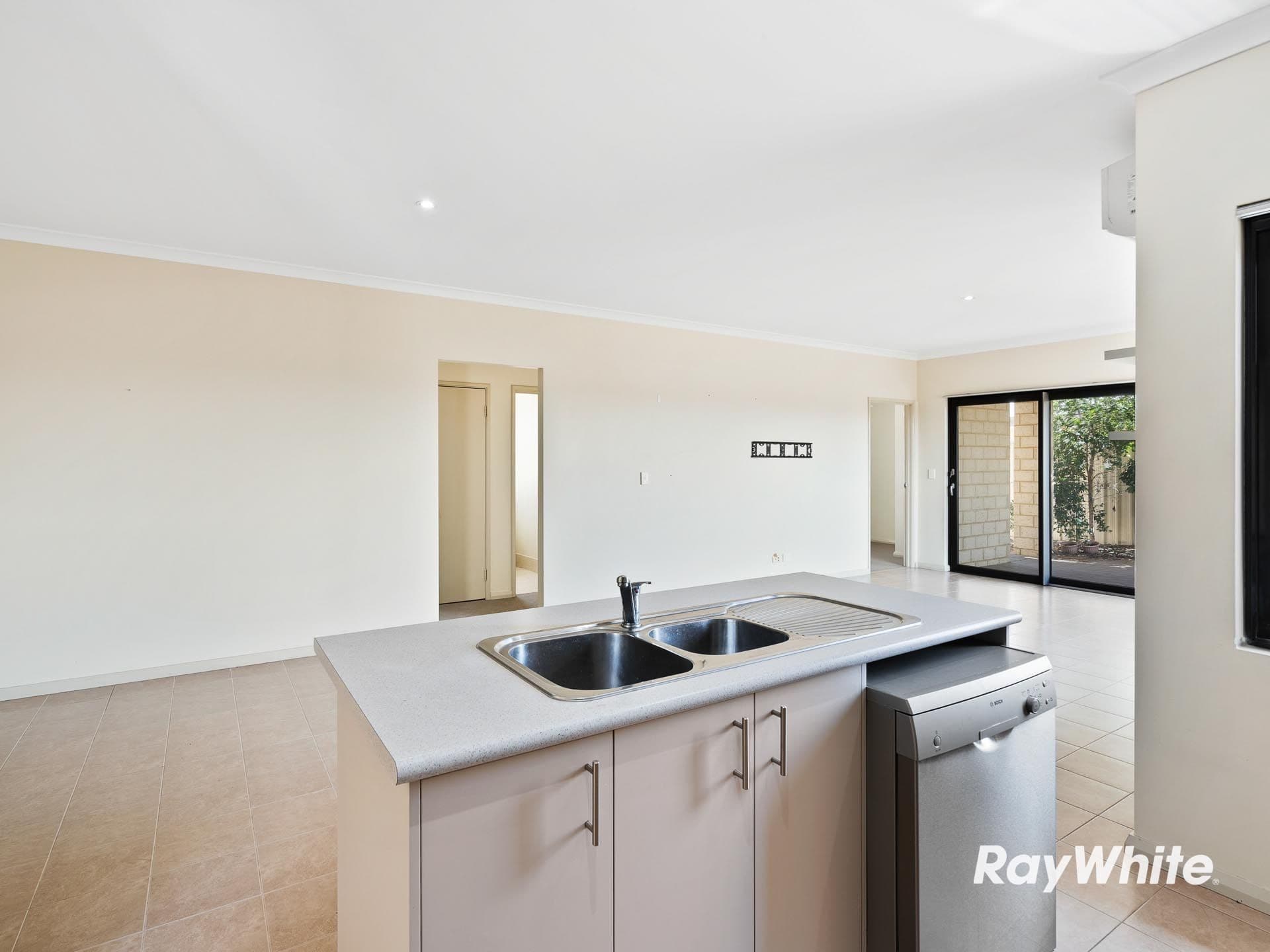 39 Seashells Crescent, Singleton WA 6175, Singleton - Thumbnail 5