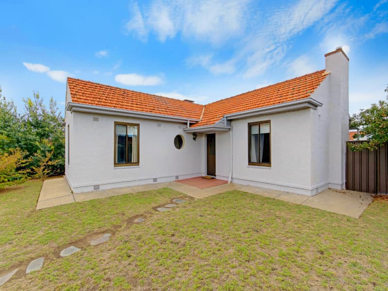 60 Barker Avenue, South Plympton - Image 1