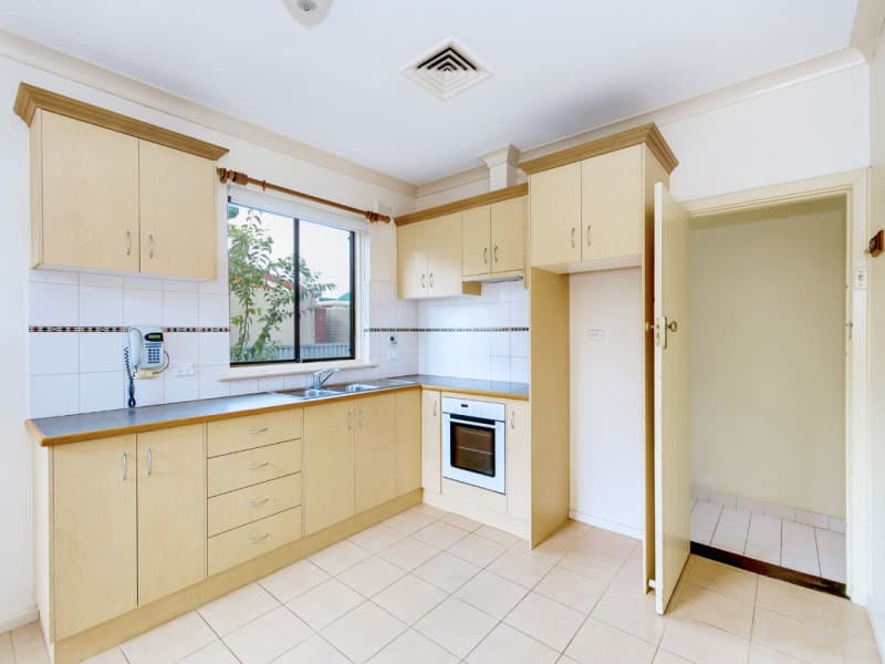 60 Barker Avenue, South Plympton - Thumbnail 3