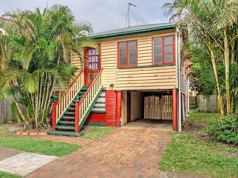 18 Norman Street, SOUTHPORT QLD 4215, Southport - Thumbnail 2