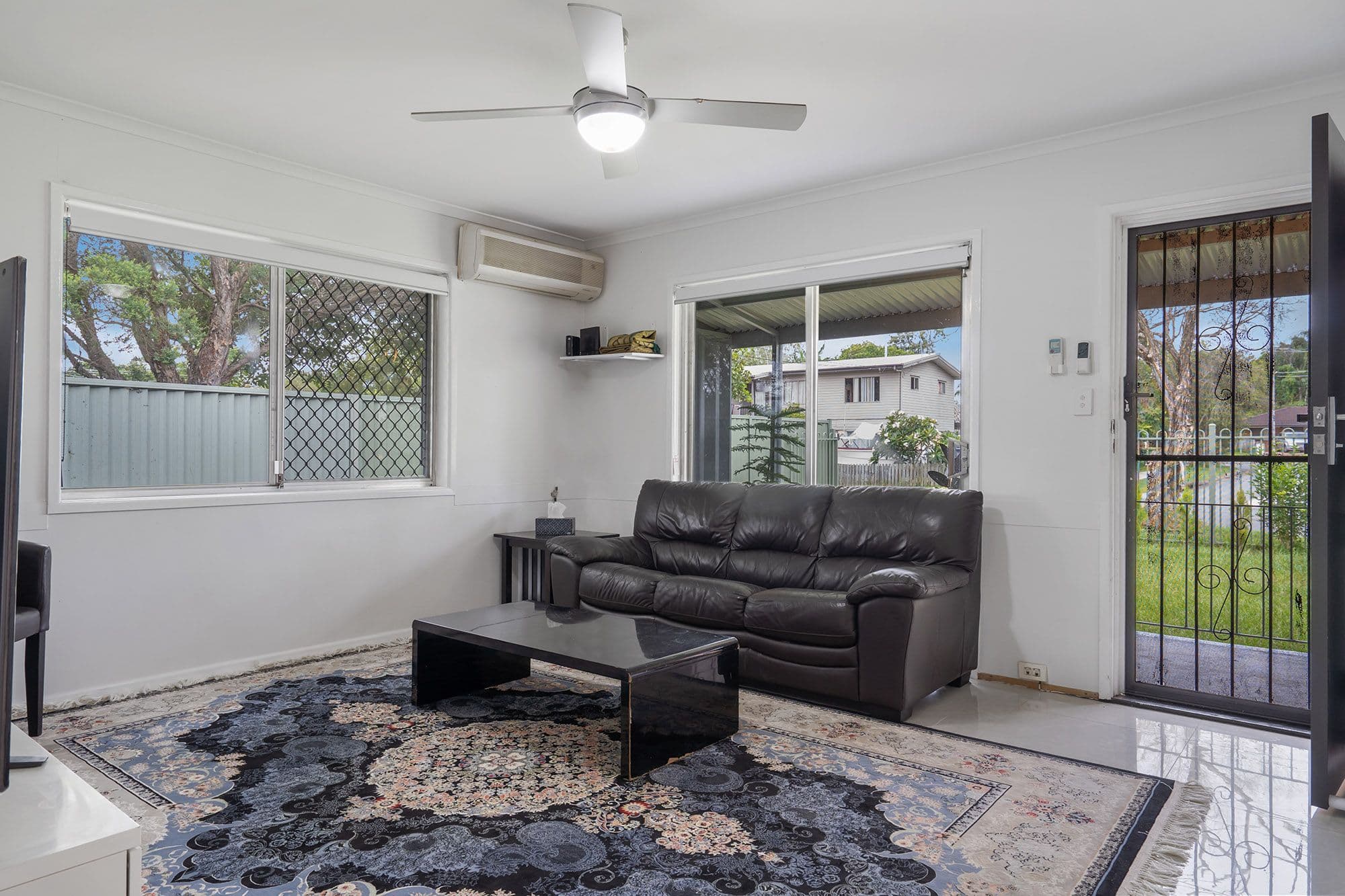 9 Birch Street, Kingston QLD 4114, Kingston - Thumbnail 2