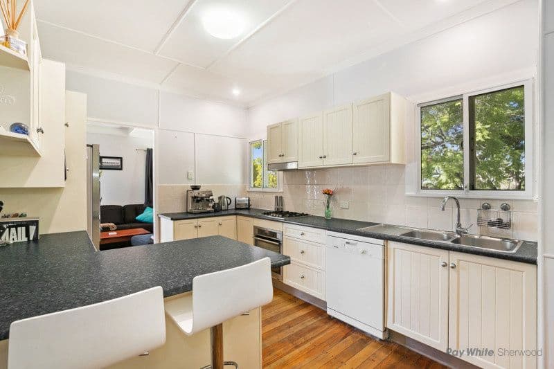 67 Bayford Street, Oxley QLD 4075, Oxley - Thumbnail 2
