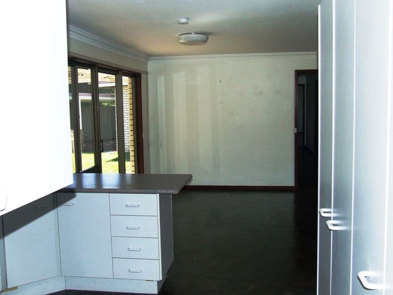 2 Harry Place, BEERWAH QLD 4519, Beerwah - Thumbnail 7