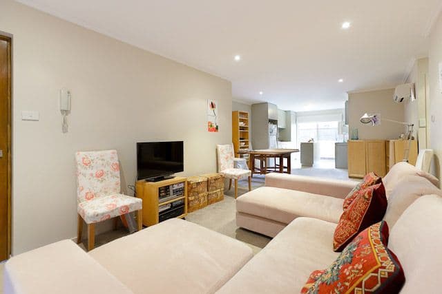 43 Antill Street, QUEANBEYAN NSW 2620, Queanbeyan - Thumbnail 2