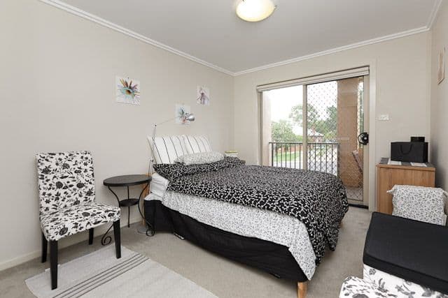 43 Antill Street, QUEANBEYAN NSW 2620, Queanbeyan - Thumbnail 6