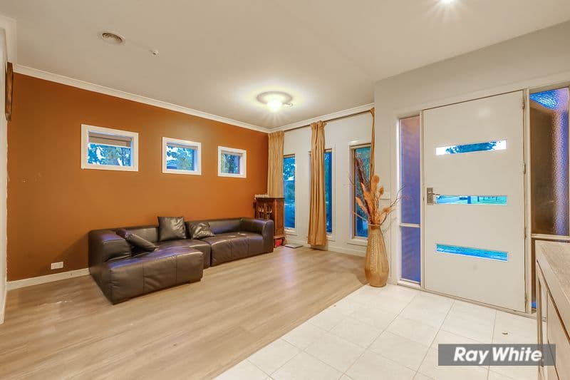 15 Nottingham Crescent, Tarneit VIC 3029, Tarneit - Thumbnail 2