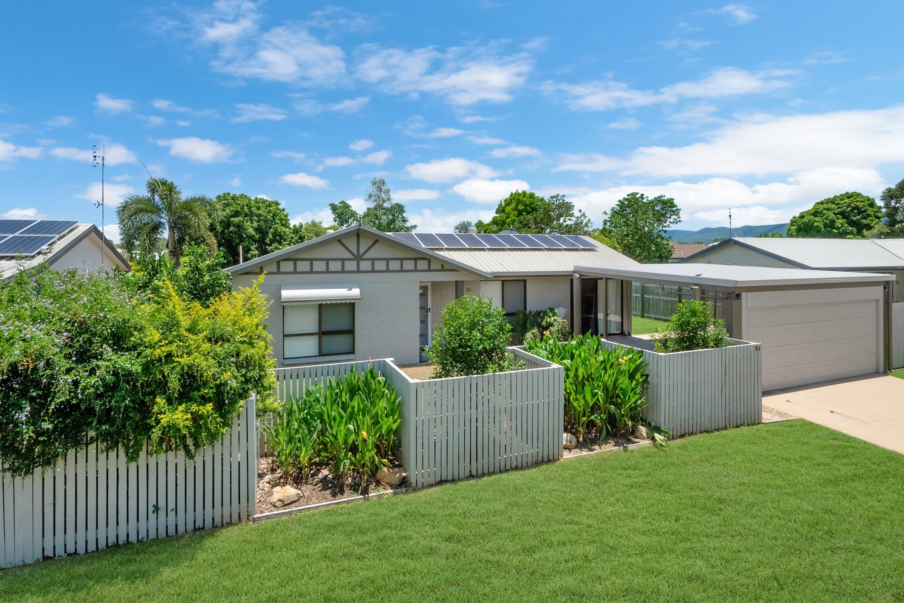 51 Rosewood Avenue, Kelso QLD 4815, Kelso - Thumbnail 2