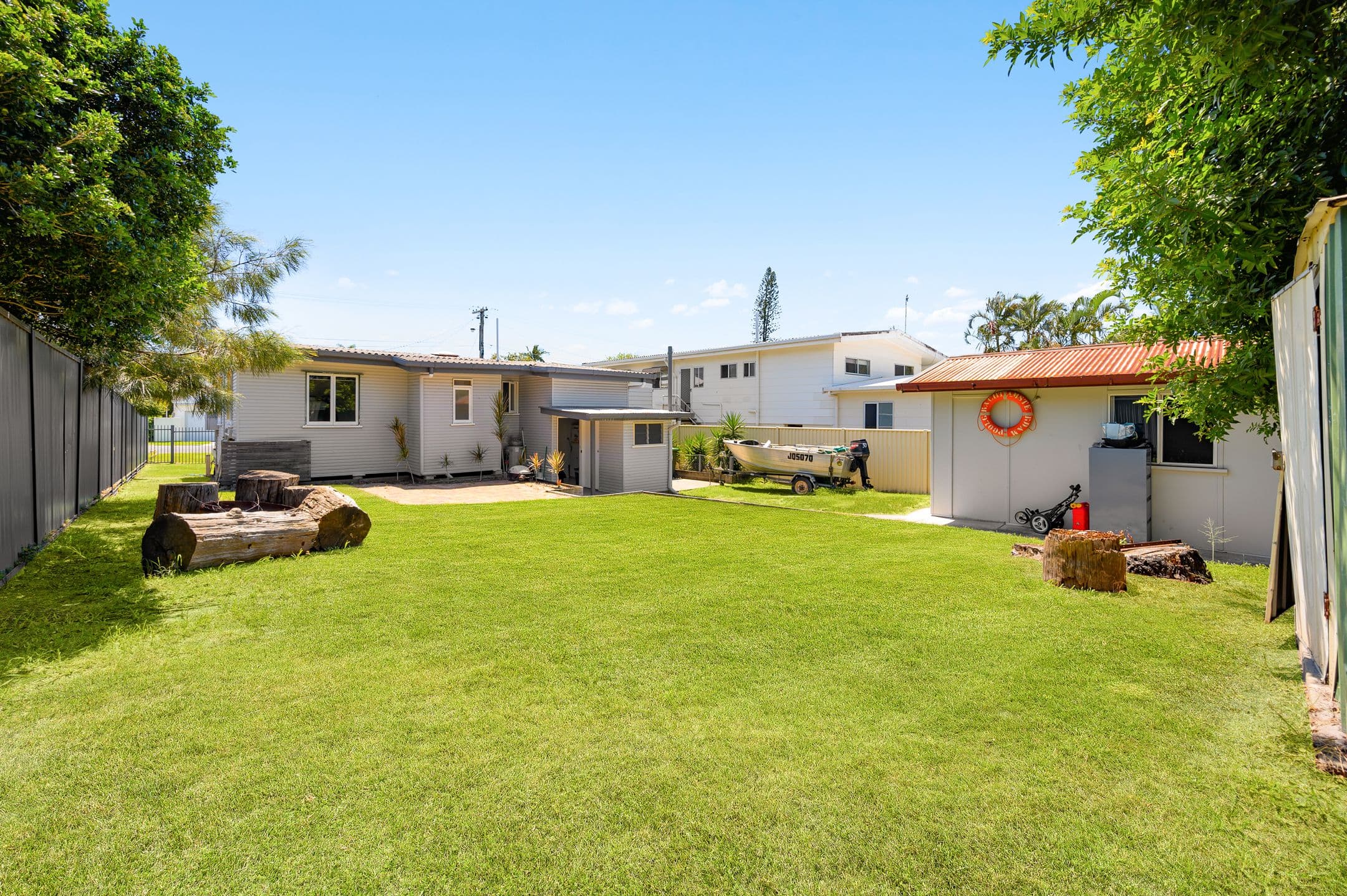 10 Plover Avenue, Paradise Point QLD 4216, Paradise Point - Thumbnail 8